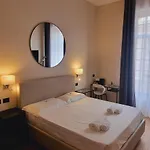 Eva Luxury 招待所 4*