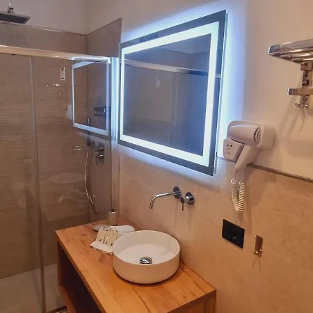 Eva Luxury Πανσιόν Κάλιαρι