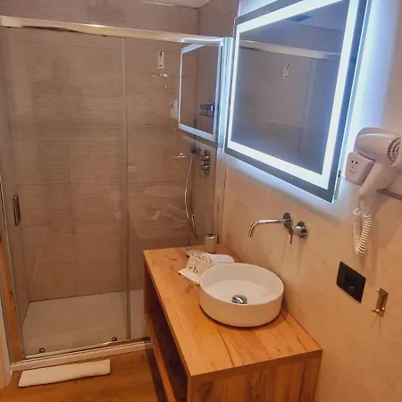 Eva Luxury 4*