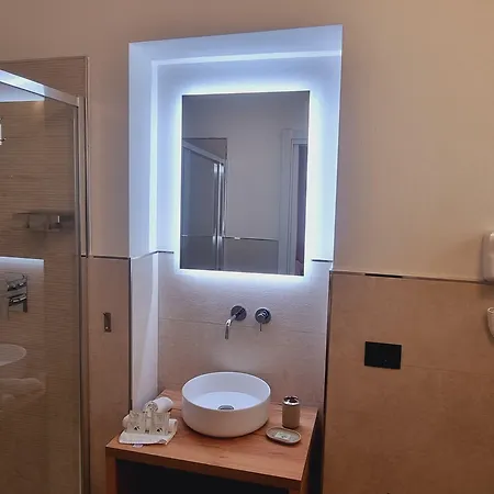 Eva Luxury Affittacamere 4*